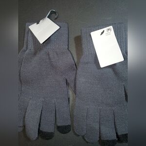 2 sets West Loop Texting Gloves Womens